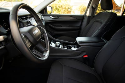 2023 Jeep Grand Cherokee Laredo 4x4