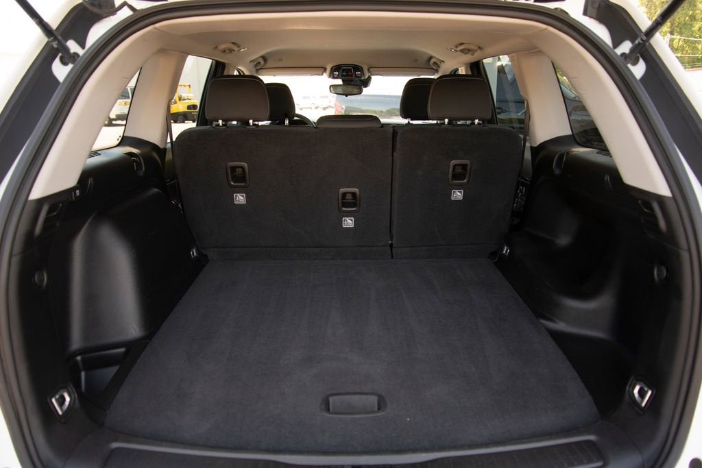 2023 Jeep Grand Cherokee Laredo 4x4