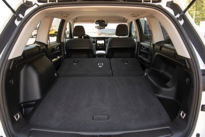 2023 Jeep Grand Cherokee Laredo 4x4