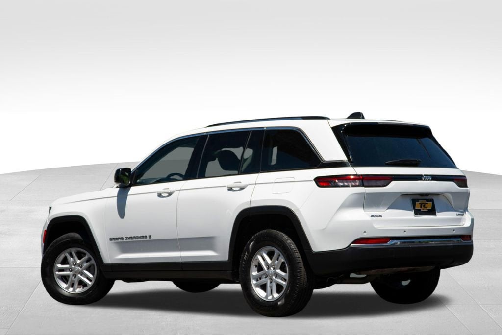 2023 Jeep Grand Cherokee Laredo 4x4