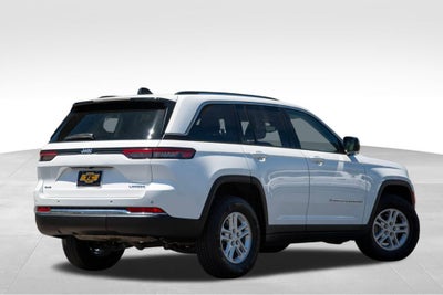 2023 Jeep Grand Cherokee Laredo 4x4