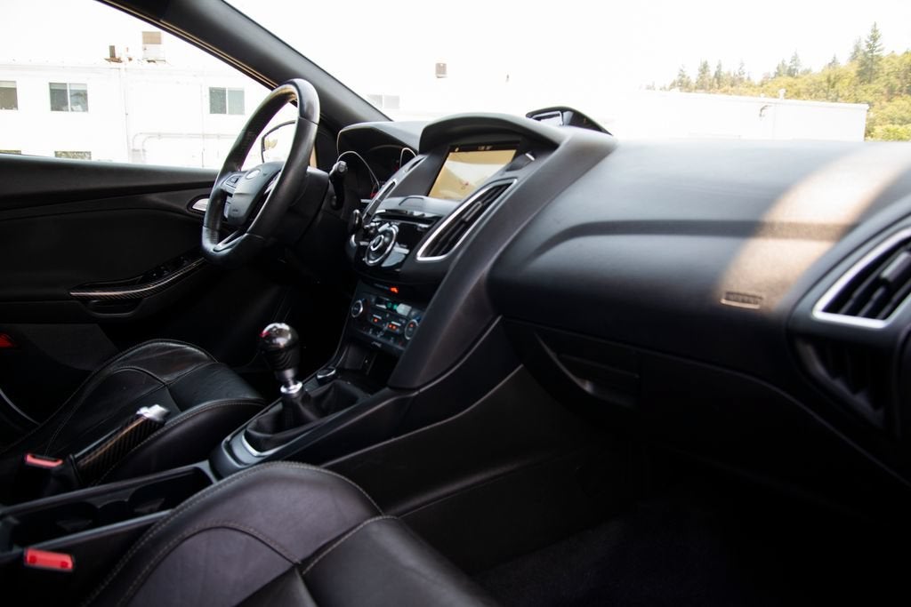2016 Ford Focus ST ST