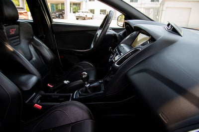 2016 Ford Focus ST ST