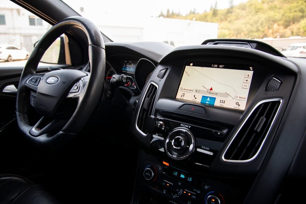2016 Ford Focus ST ST