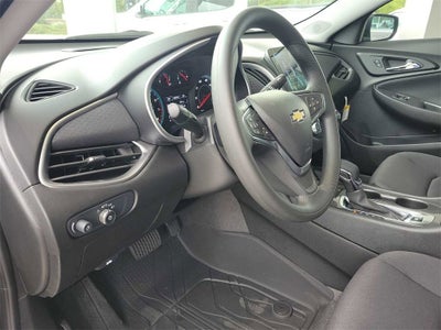 2025 Chevrolet Malibu LS