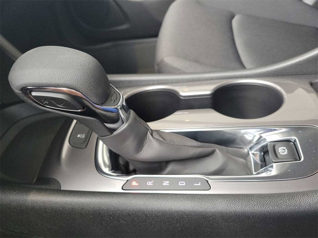 2025 Chevrolet Malibu LS