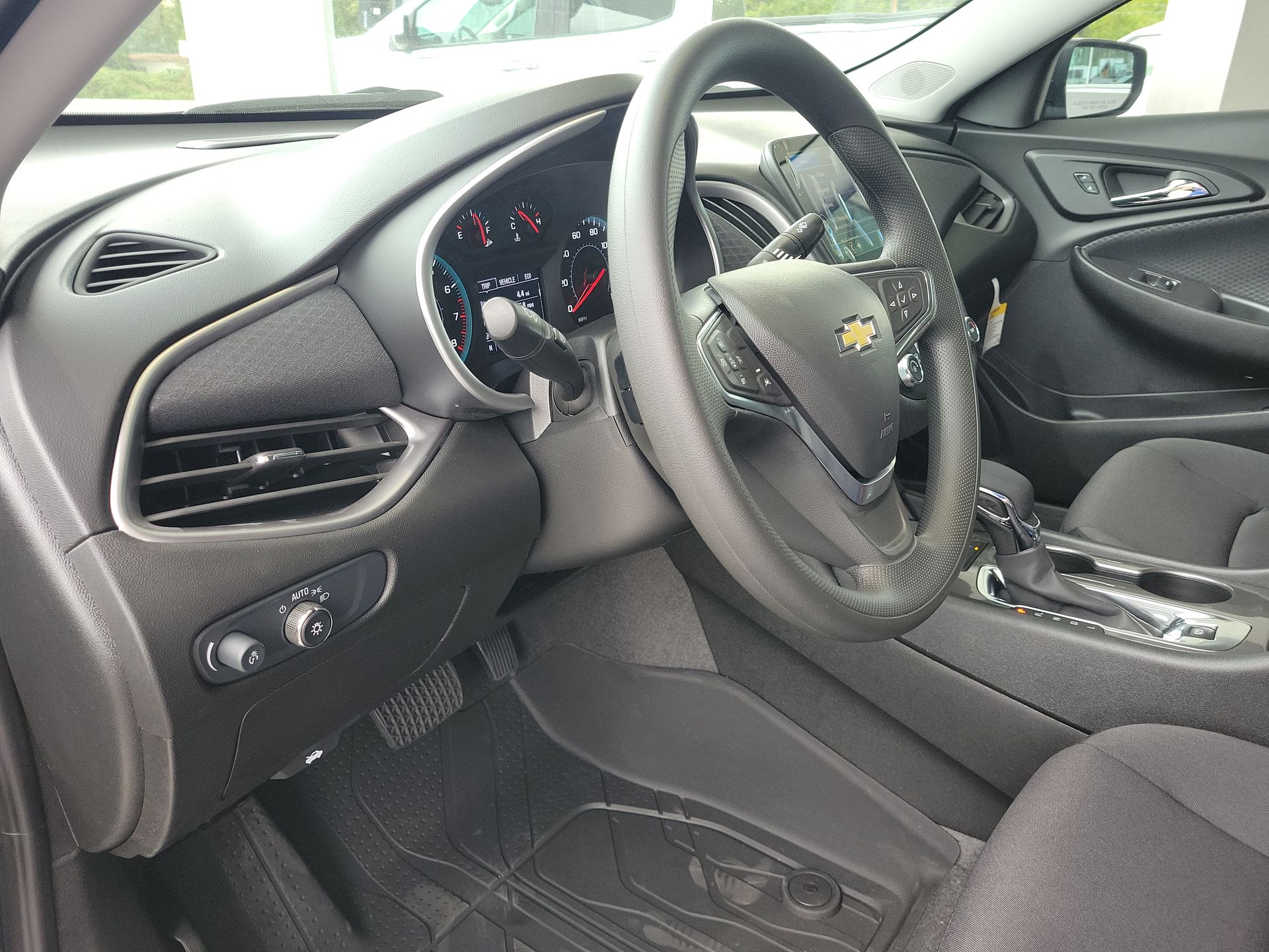 2025 Chevrolet Malibu LS