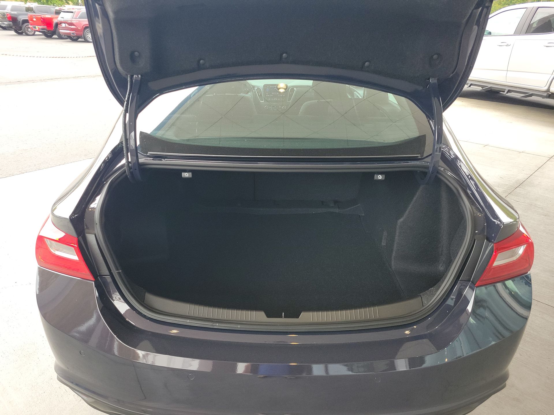 2025 Chevrolet Malibu LS