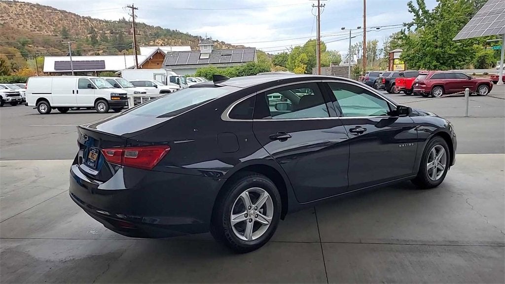 2025 Chevrolet Malibu LS