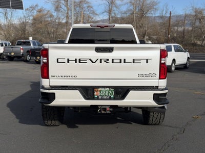 2022 Chevrolet Silverado 2500 HD High Country