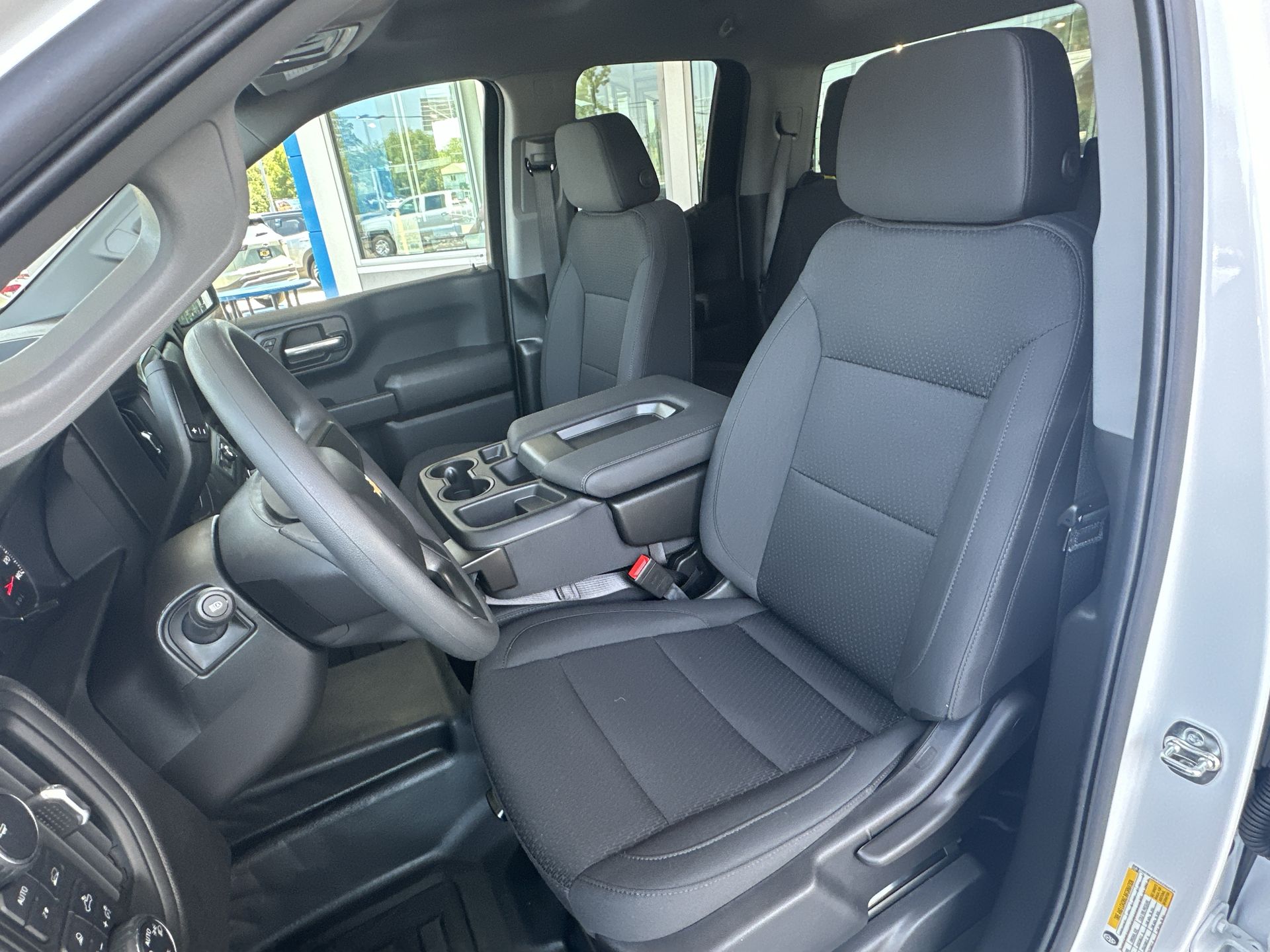 2025 Chevrolet Silverado 1500 WT