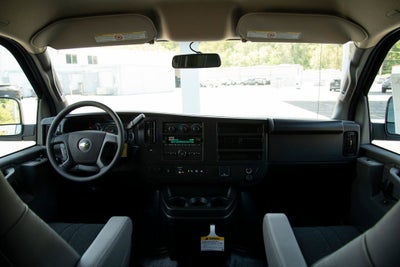 2025 Chevrolet Express Cargo WT
