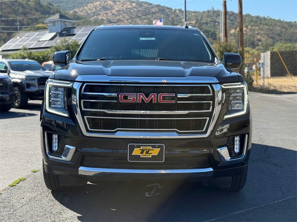 2023 GMC Yukon SLT