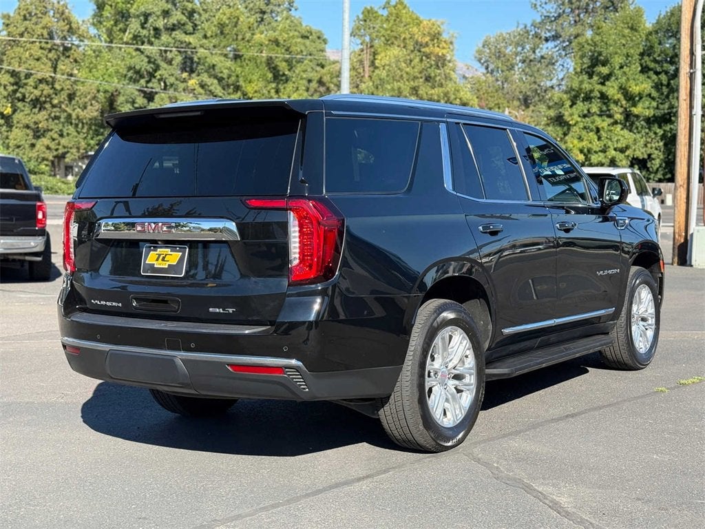 2023 GMC Yukon SLT