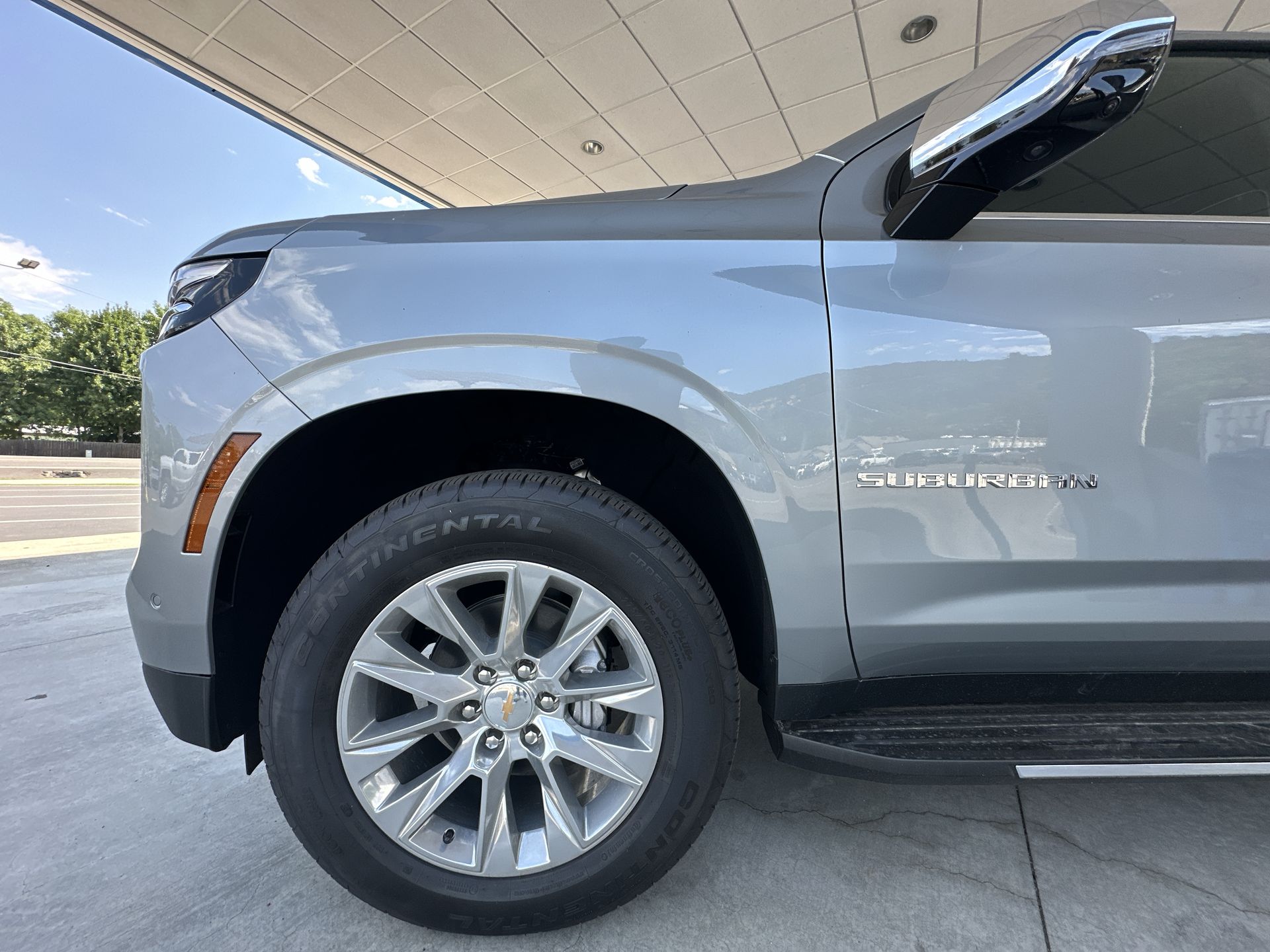 2025 Chevrolet Suburban Premier