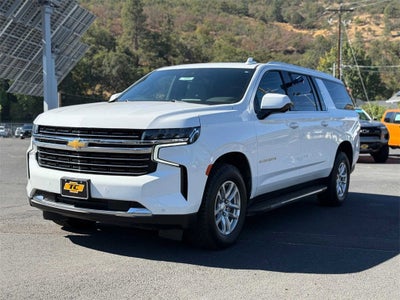 2023 Chevrolet Suburban LT