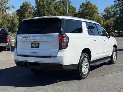 2023 Chevrolet Suburban LT