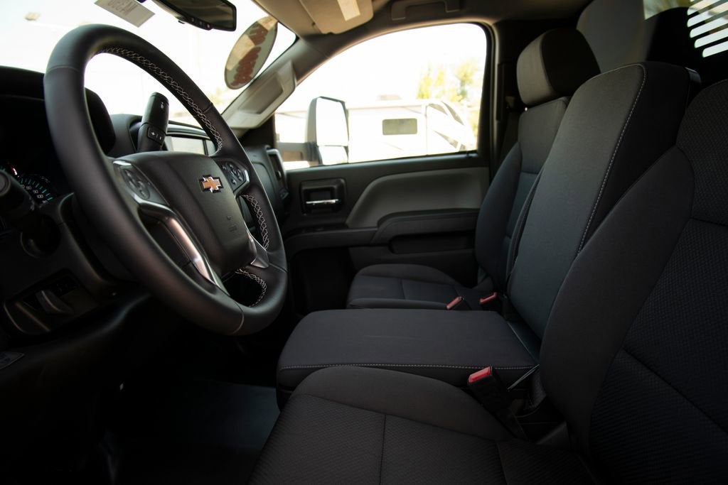 2024 Chevrolet Silverado 5500 HD Work Truck