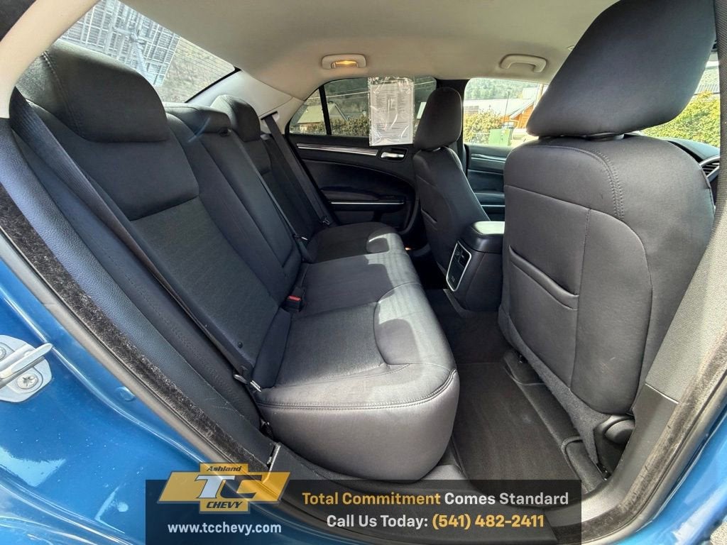 2021 Chrysler 300 Touring