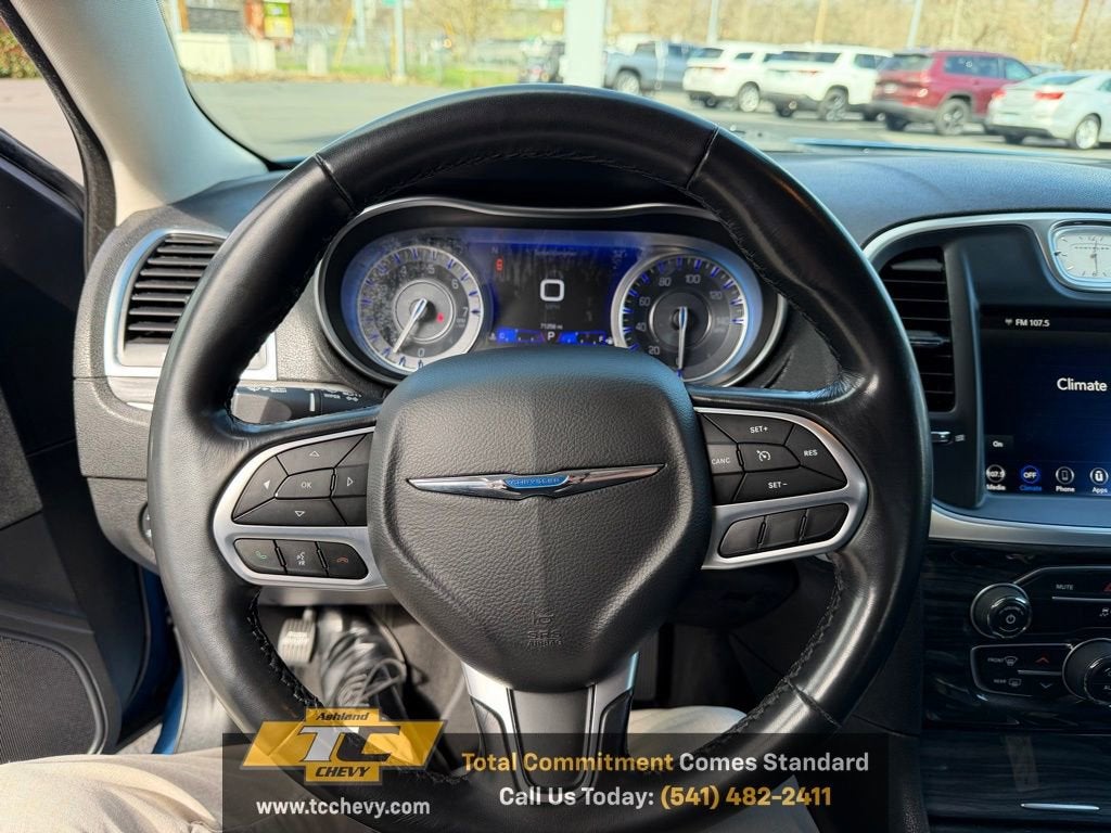 2021 Chrysler 300 Touring