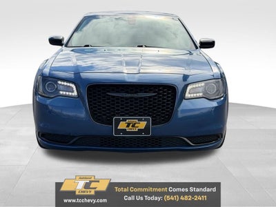 2021 Chrysler 300 Touring