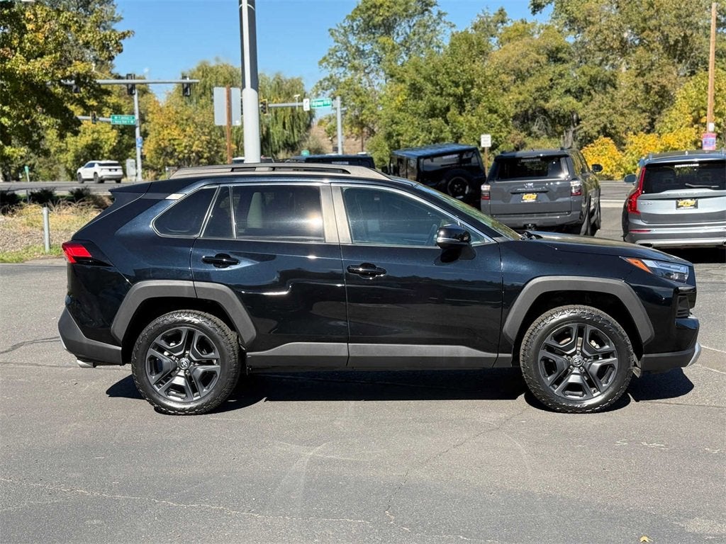 2022 TOYO RAV4 NA