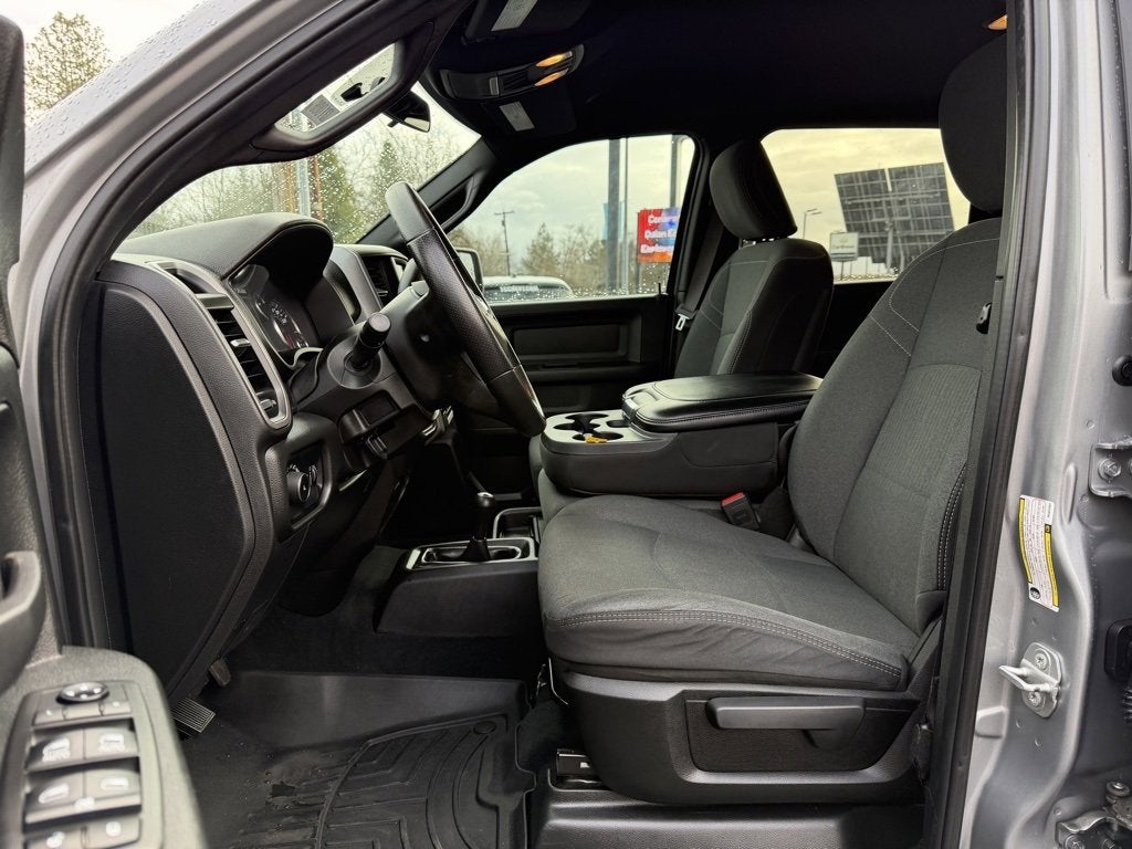 2021 RAM 2500 Tradesman Crew Cab 4x4 6'4" Box