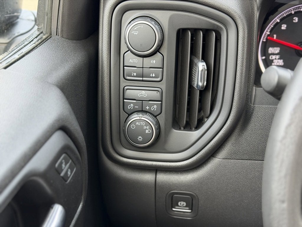 2022 Chevrolet Silverado 1500 LTD Custom Trail Boss