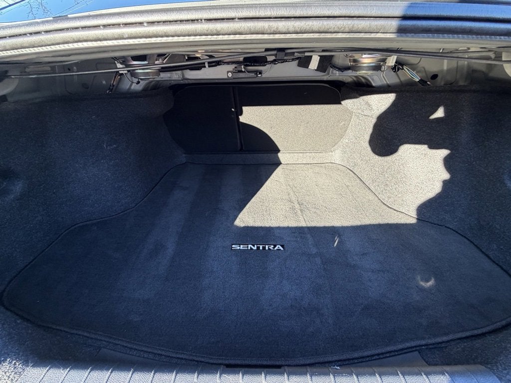 2022 Nissan Sentra SV Xtronic CVT