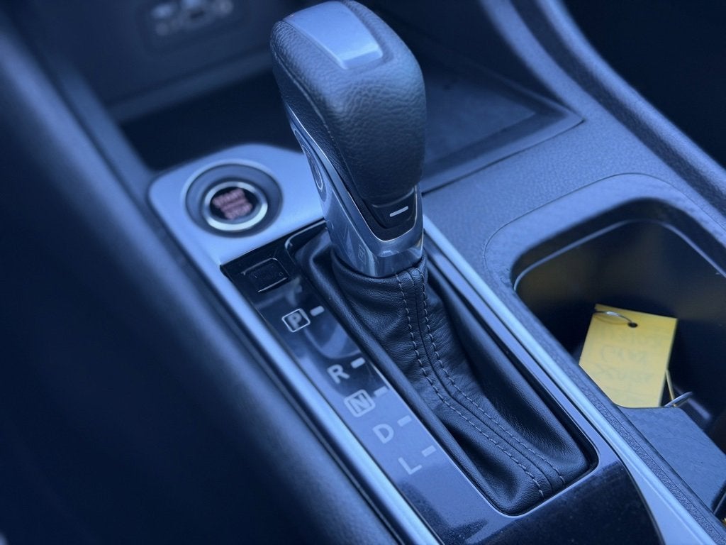 2022 Nissan Sentra SV Xtronic CVT