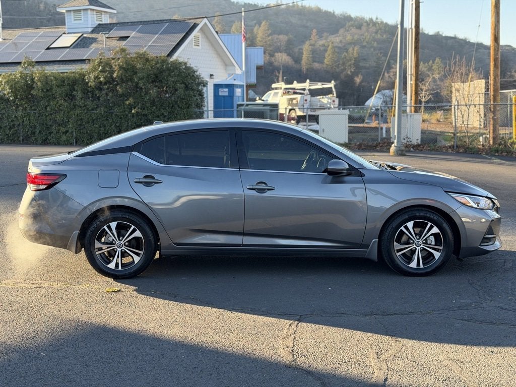 2022 Nissan Sentra SV Xtronic CVT