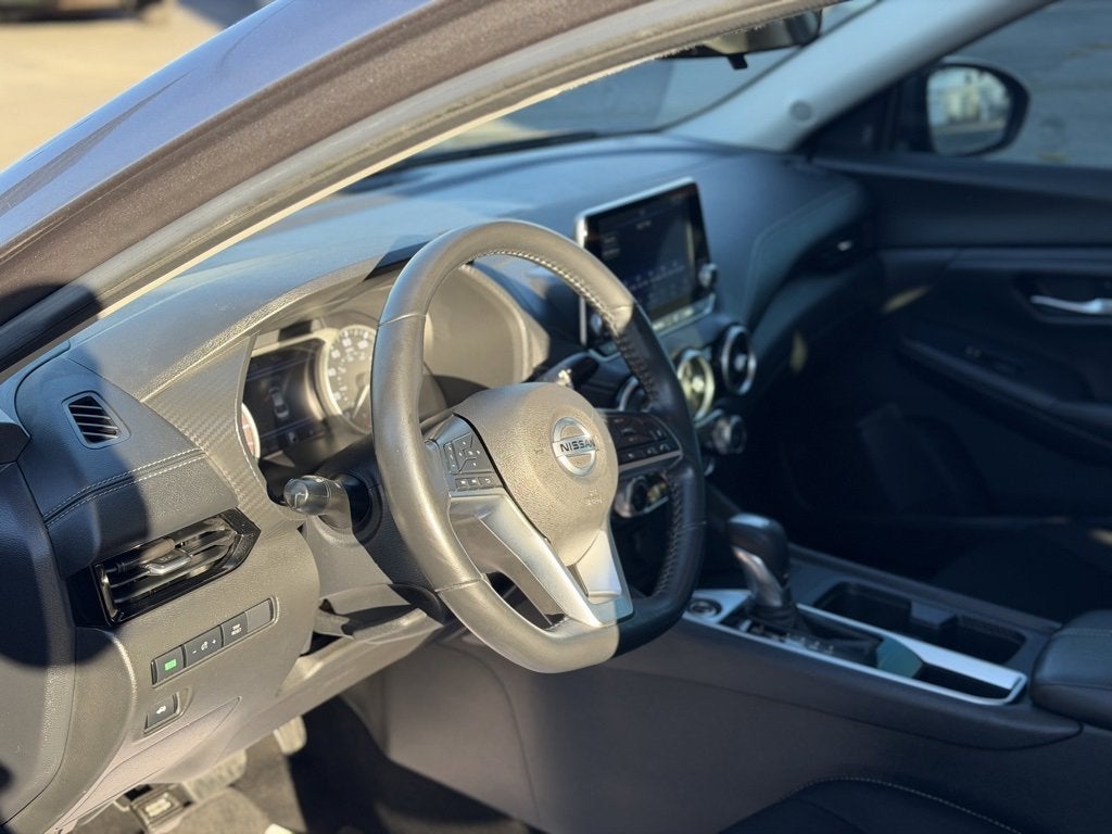 2022 Nissan Sentra SV Xtronic CVT