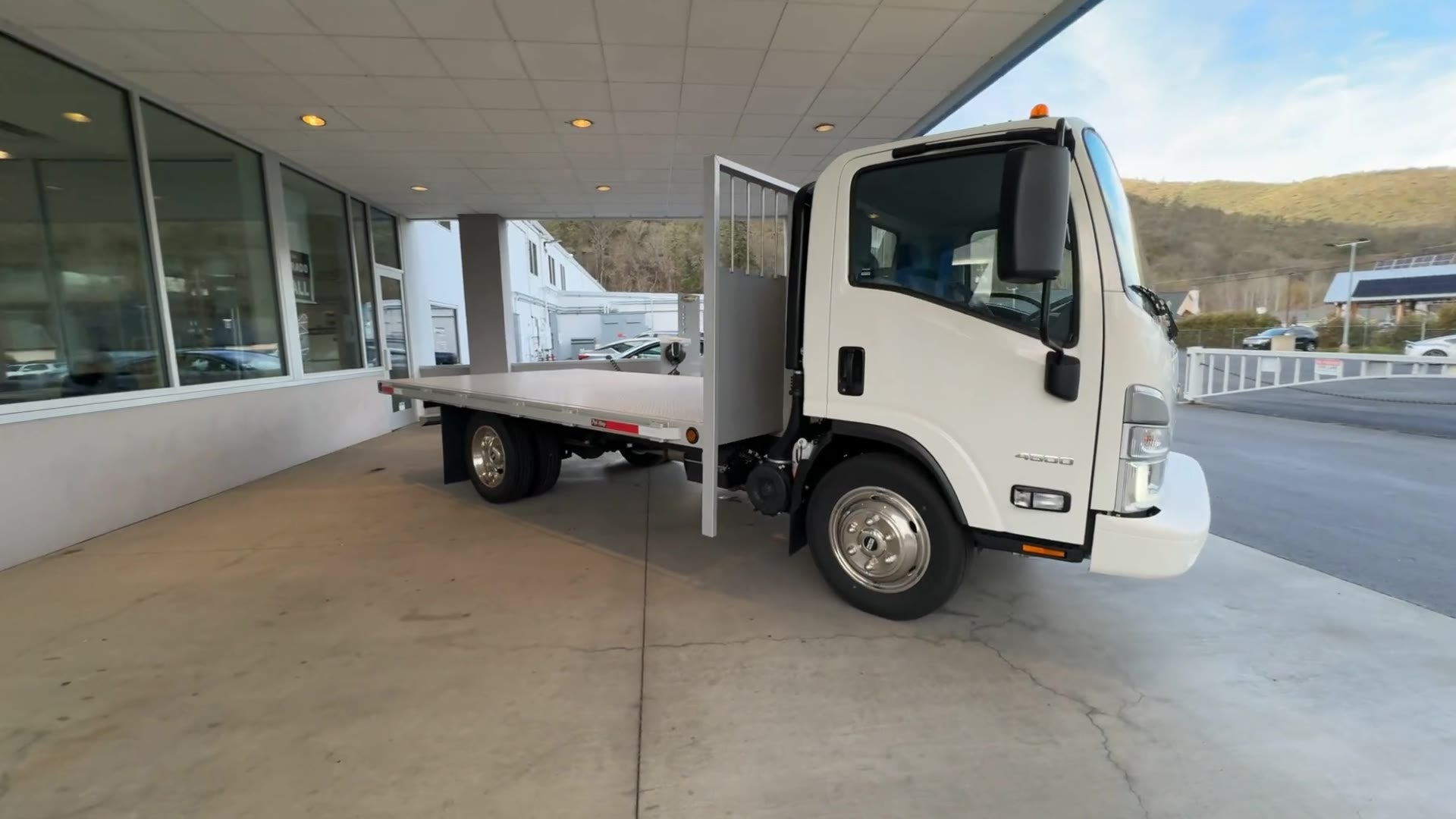 2023 Chevrolet Low Cab Forward 4500 NA