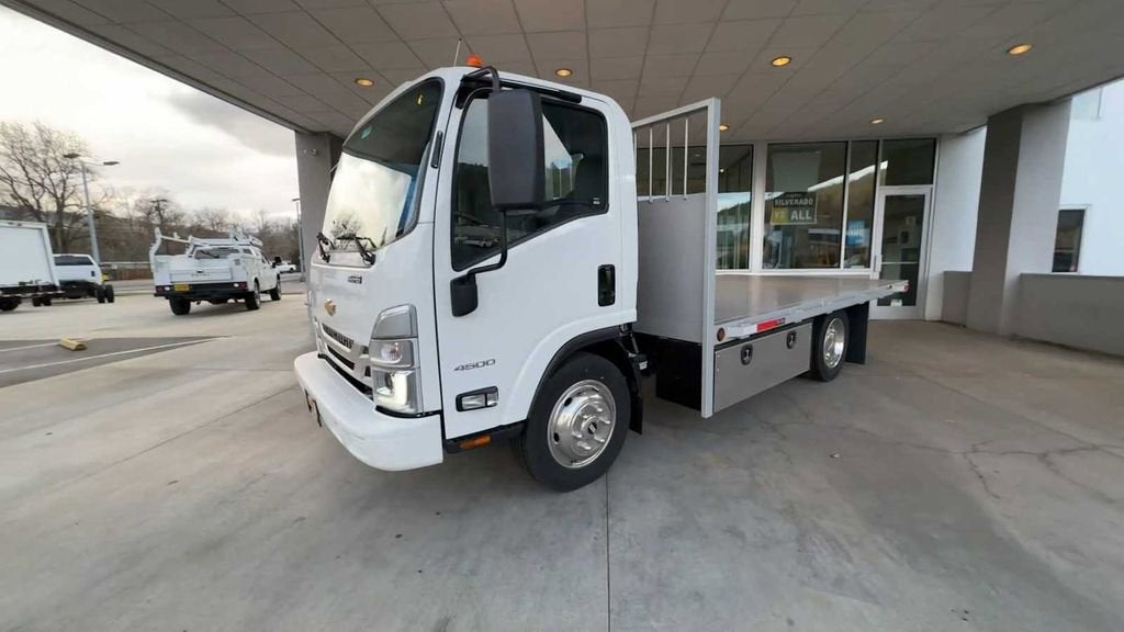 2023 Chevrolet Low Cab Forward 4500 NA