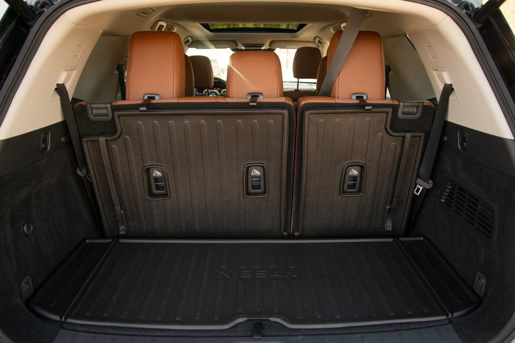 2025 Nissan Pathfinder Platinum 4WD