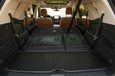 2025 Nissan Pathfinder Platinum 4WD