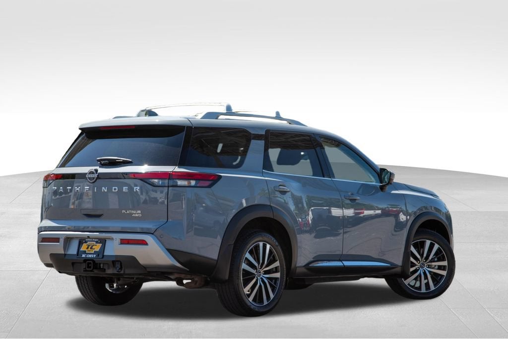 2025 Nissan Pathfinder Platinum 4WD