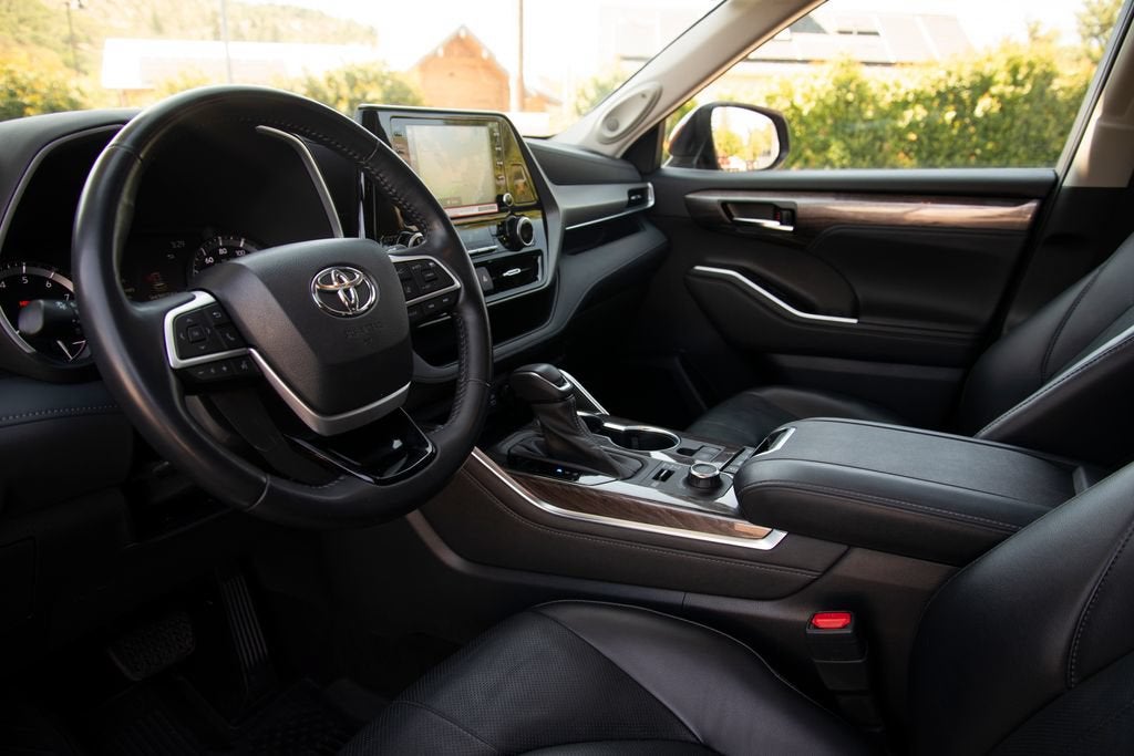 2022 Toyota Highlander Limited