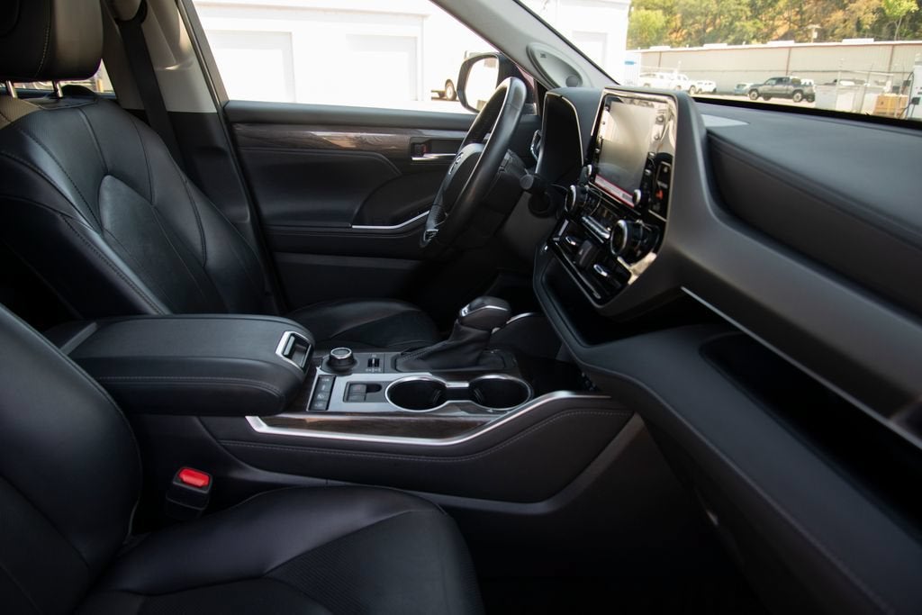 2022 Toyota Highlander Limited