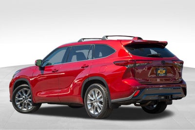 2022 Toyota Highlander Limited