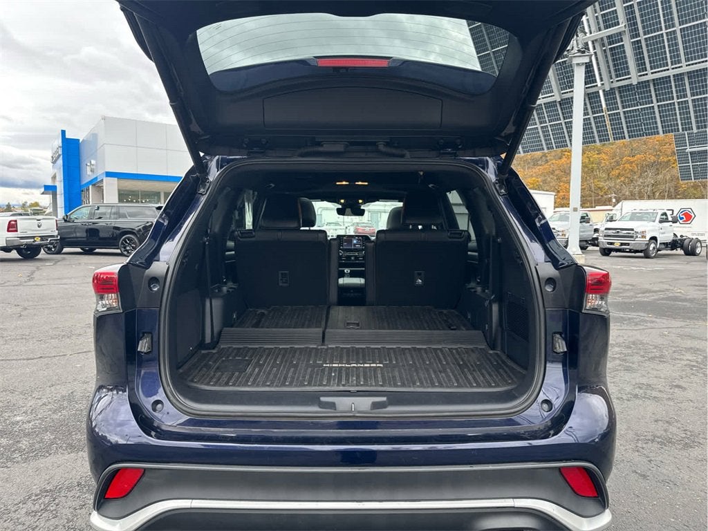 2021 Toyota Highlander XSE